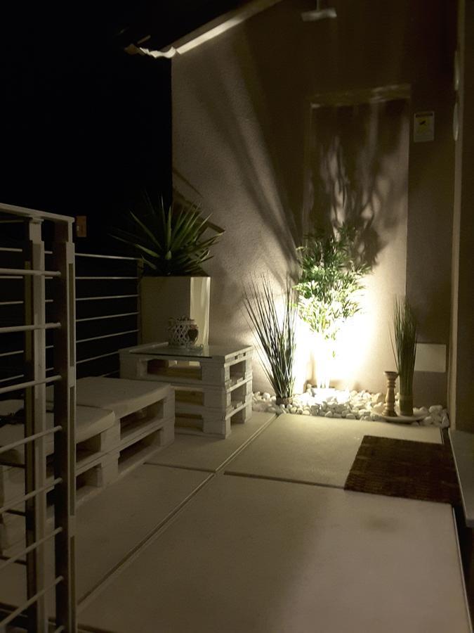 B&B Gardacharme เดเซนซาโนเดลการ์ดา ภายนอก รูปภาพ